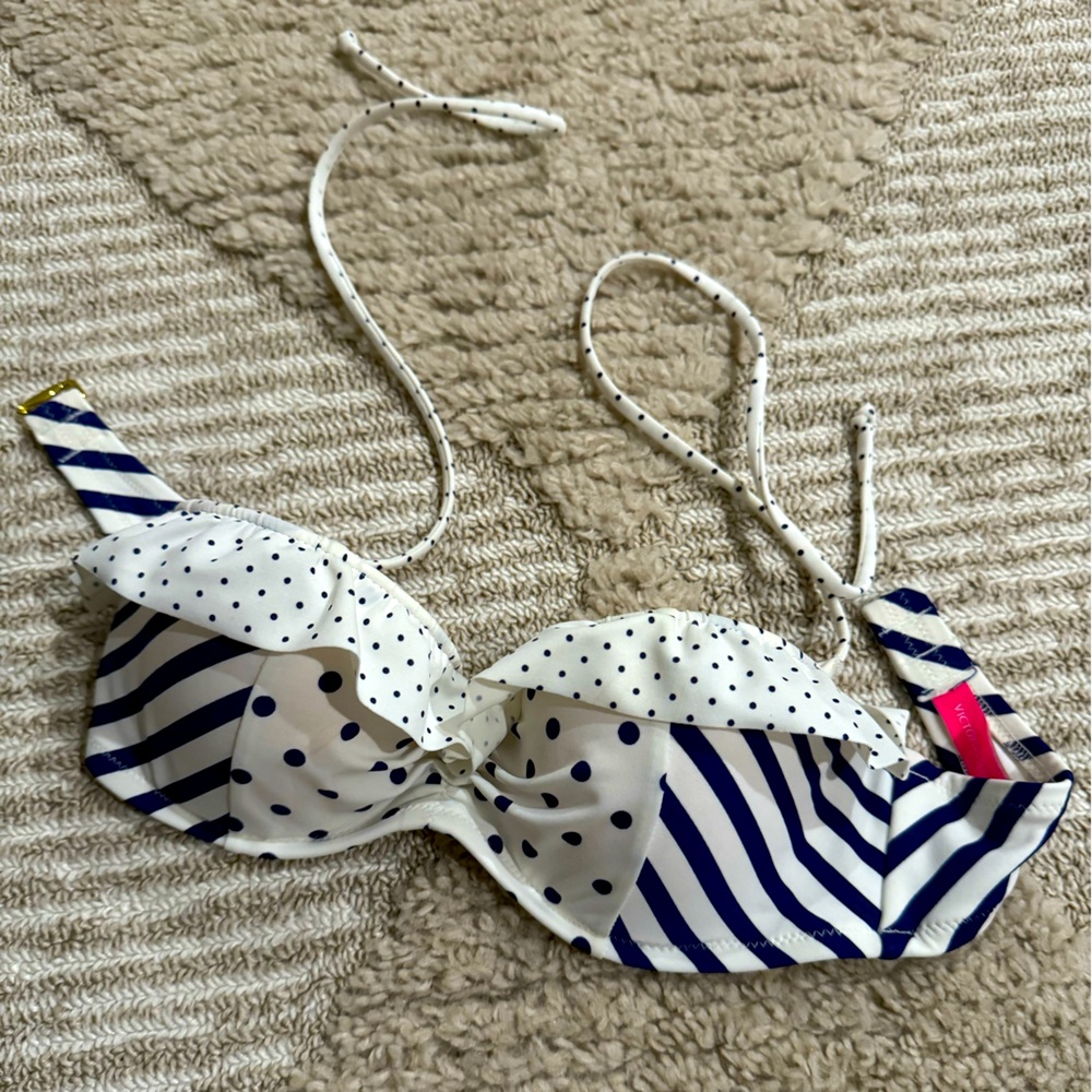 Victoria’s Secret Swim Top Bikini 32B White Blue Sailor